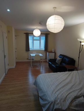 Large Ensuite near Science Park Cambridge